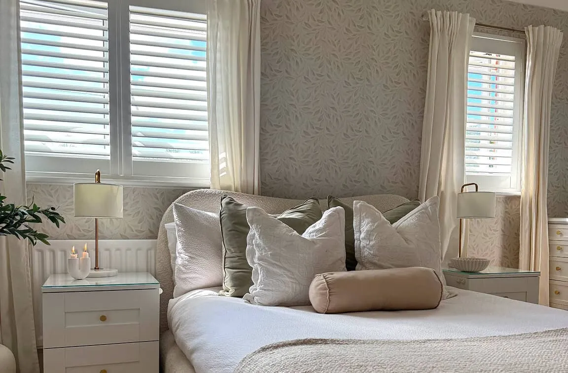 TSSUS_305_@homeatpoppylane_Bedroom Shutters with curtains.webp