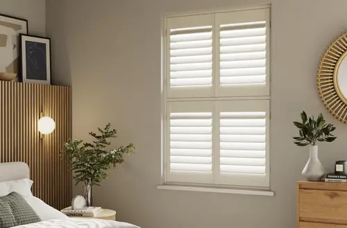 TSSUS_60_Hardwood_Tier_on_Tier_Cream_Hidden.webp
