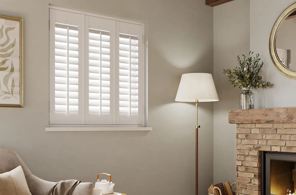 TSSUS_107_FauxWood_Full_Height_Silk_White_Central.webp